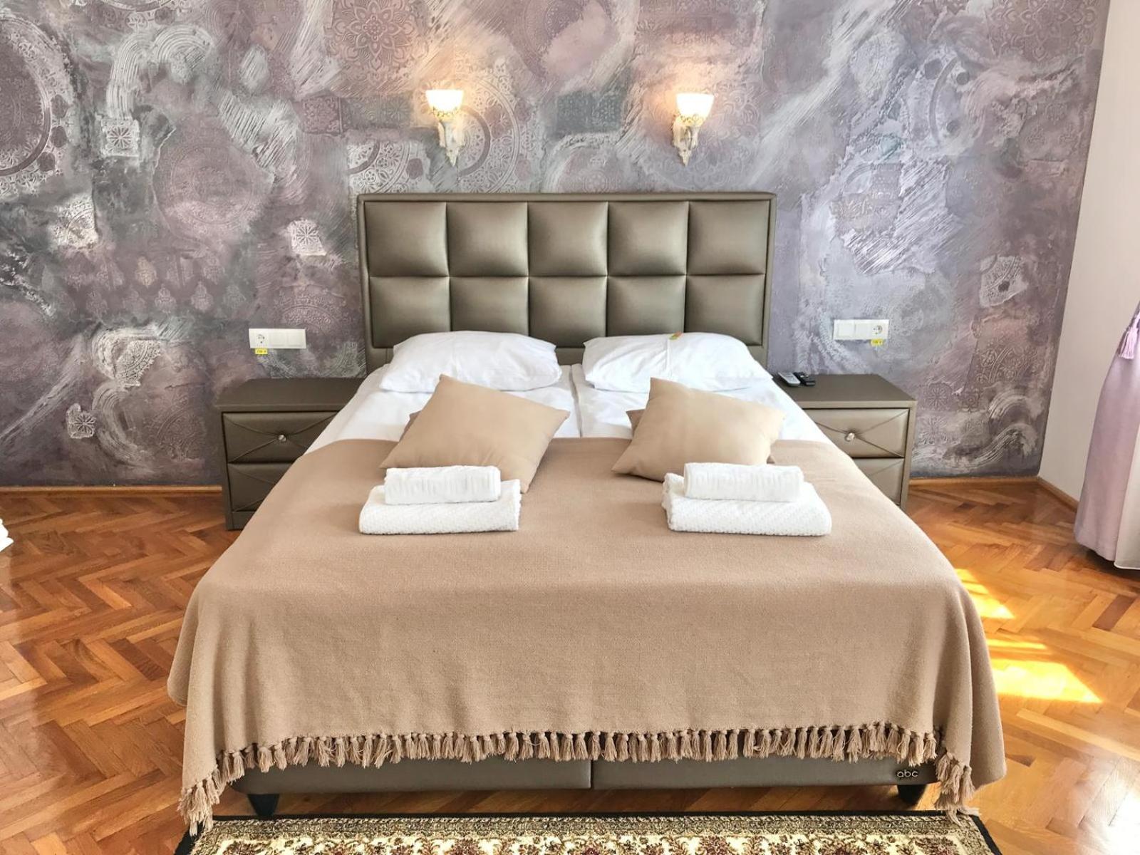 Residence Piata Armelor Sibiu Bagian luar foto