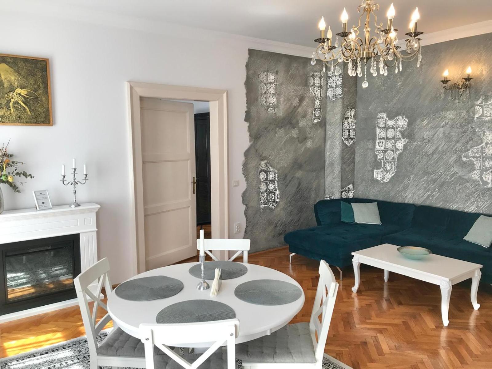 Residence Piata Armelor Sibiu Bagian luar foto
