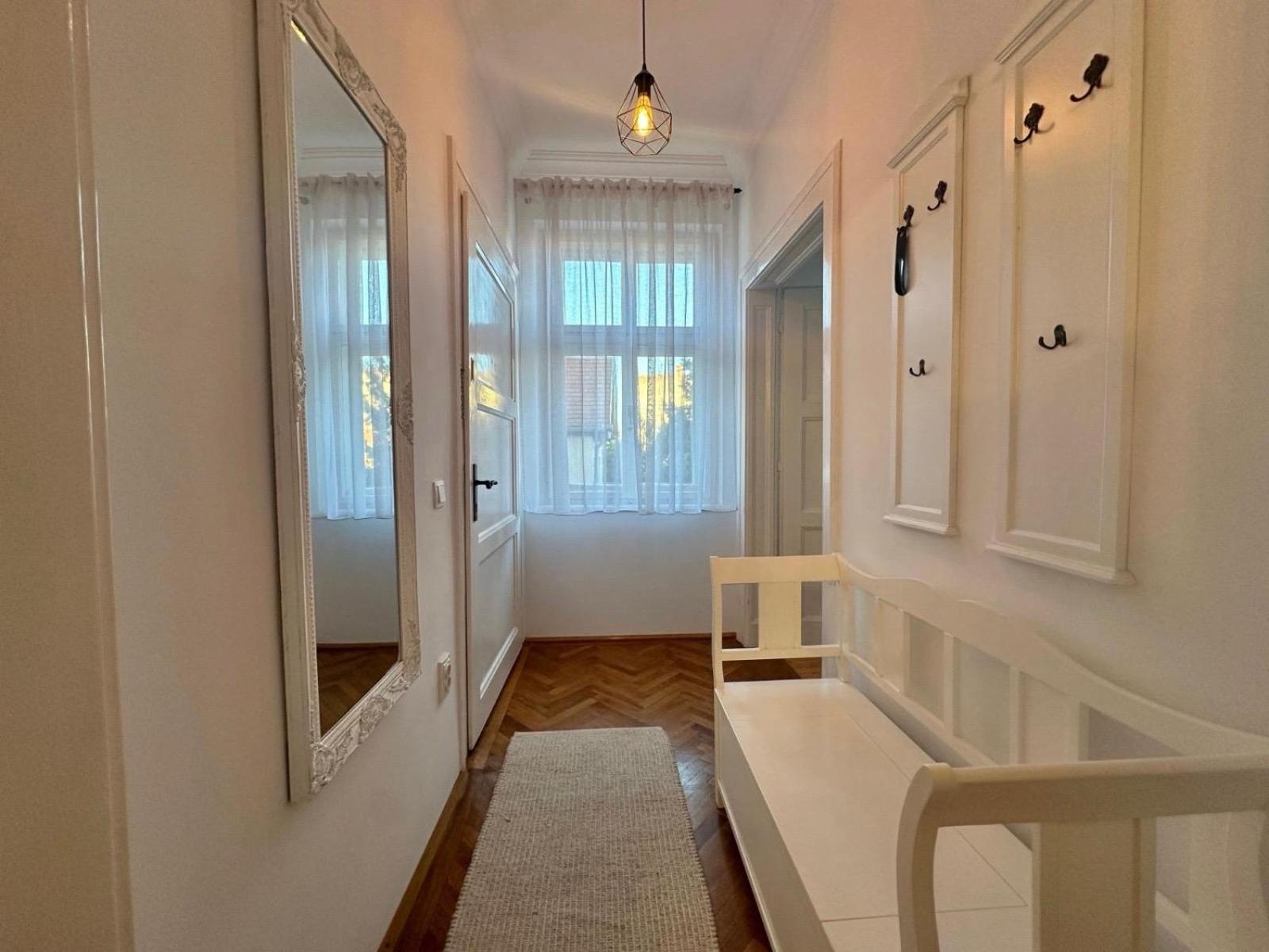 Residence Piata Armelor Sibiu Bagian luar foto